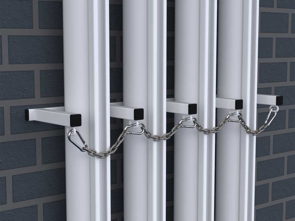 Vertikale Wandhalterungen für 4 Pfosten